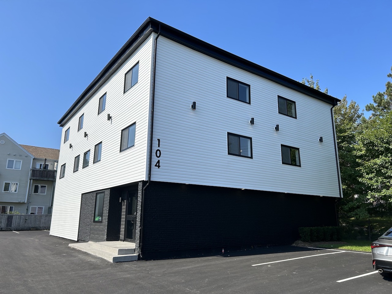 104 Pinecrest Drive - 4